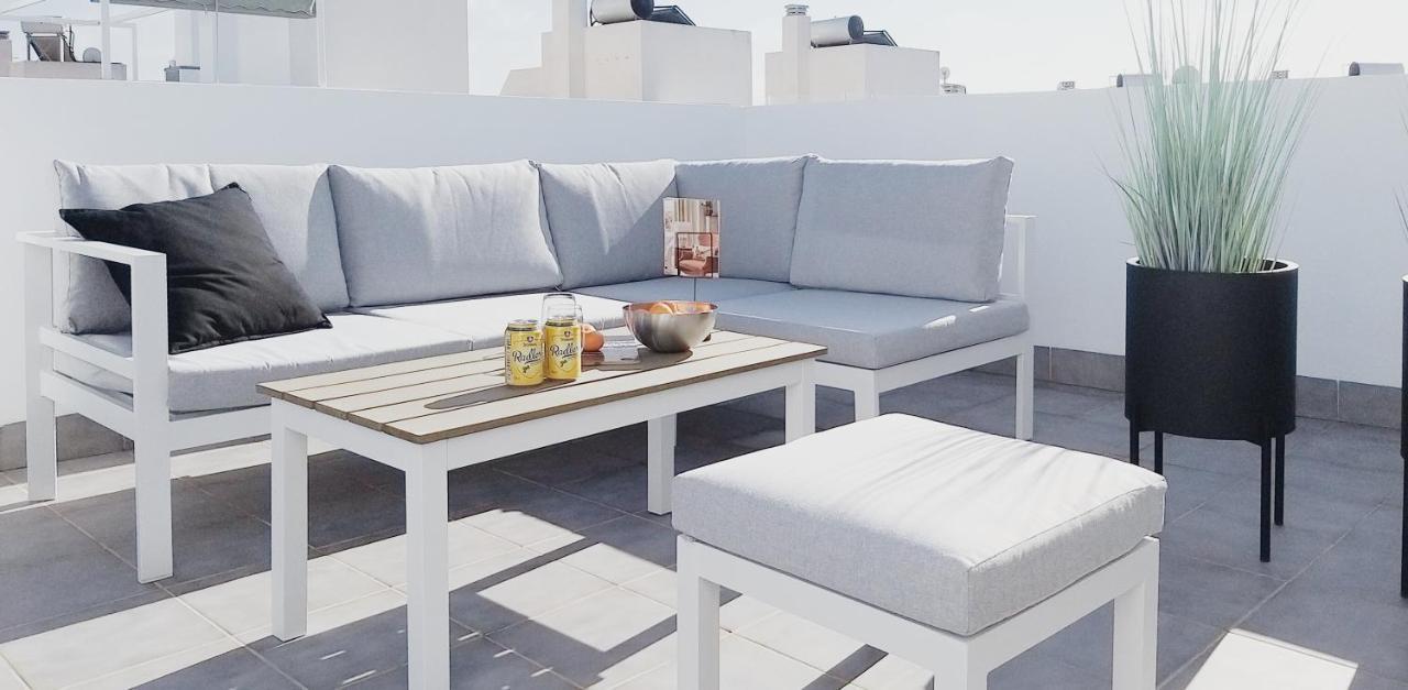 Modern Townhouse In Torrevieja, Costa Blanca Apartman Kültér fotó